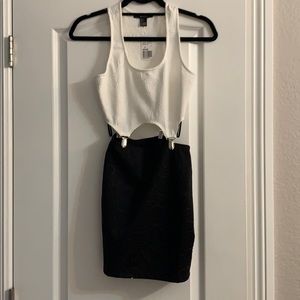BNWT White and black rose detailed 2 piece dress